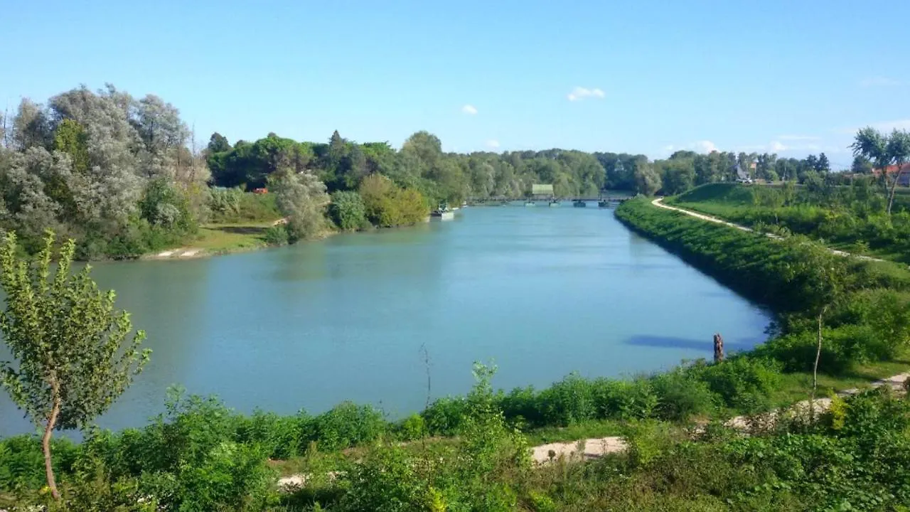 Borgo 1 Daire Noventa di Piave 0*,  İtalya